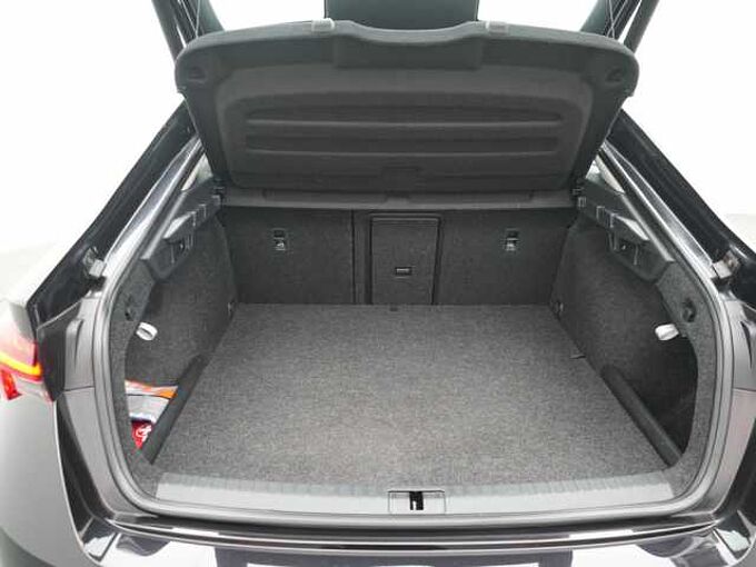 SKODA OCTAVIA TSI First Edition DSG MEMORY SHZ APP LED