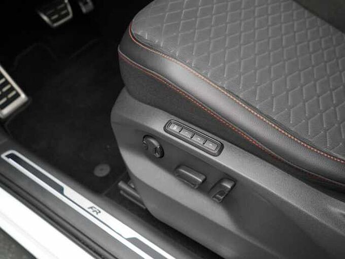 SEAT Tarraco FR 4Drive DSG PANO AHK STANDHZ NAVI VIRT