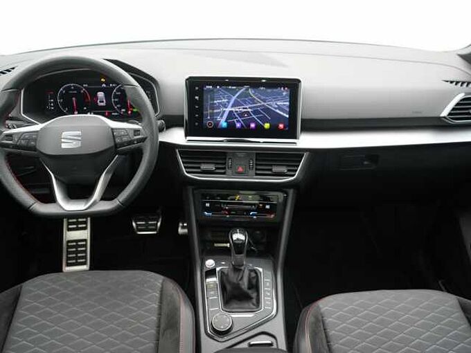 SEAT Tarraco FR 4Drive DSG PANO AHK STANDHZ NAVI VIRT
