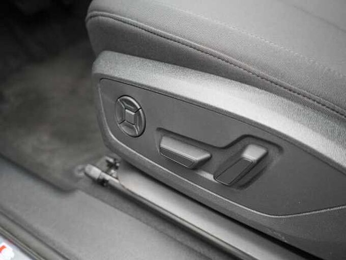 Audi Q3 Sportback S line S-TRON NAVI AHK VIRT ACC LED