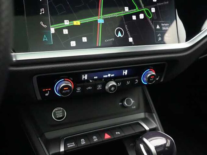 Audi Q3 S line STRON PANO AHK ACC NAVI VIRT KAM APP