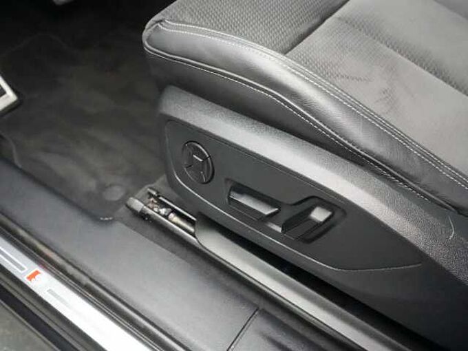 Audi Q3 S line STRON PANO AHK ACC NAVI VIRT KAM APP