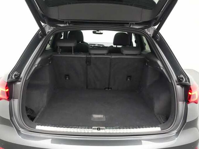 Audi Q3 S line STRON PANO AHK ACC NAVI VIRT KAM APP