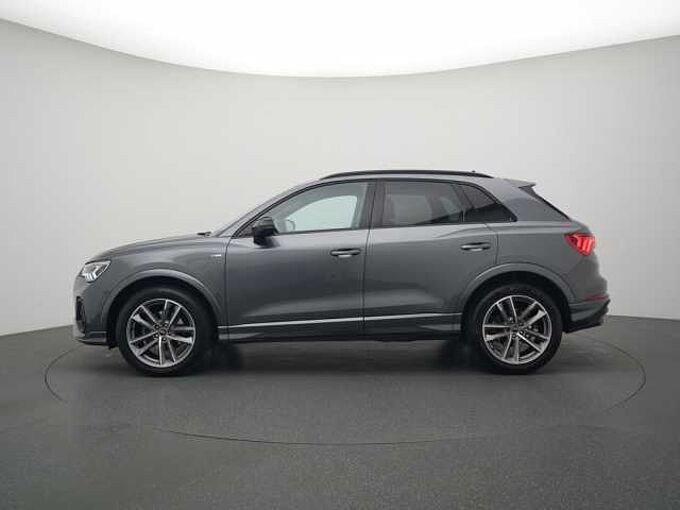Audi Q3 S line STRON PANO AHK ACC NAVI VIRT KAM APP