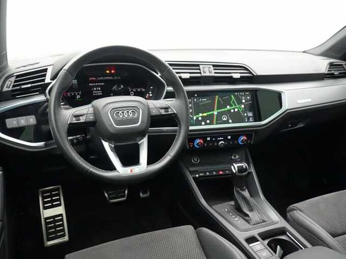 Audi Q3 S line STRON PANO AHK ACC NAVI VIRT KAM APP