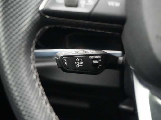 Audi Q3 S line STRON PANO AHK ACC NAVI VIRT KAM APP