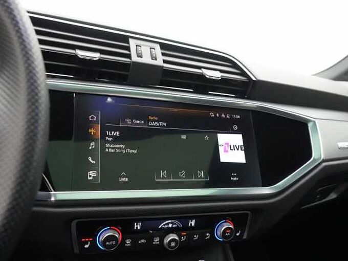Audi Q3 S line STRON APP CONNECT LED PDC KAM AHK