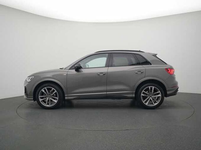 Audi Q3 S line STRON APP CONNECT LED PDC KAM AHK