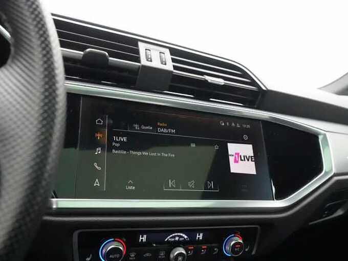 Audi Q3 S line STRON LED SHZ PDC APP CONNECT NAVI