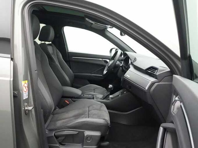 Audi Q3 S line STRON LED SHZ PDC APP CONNECT NAVI