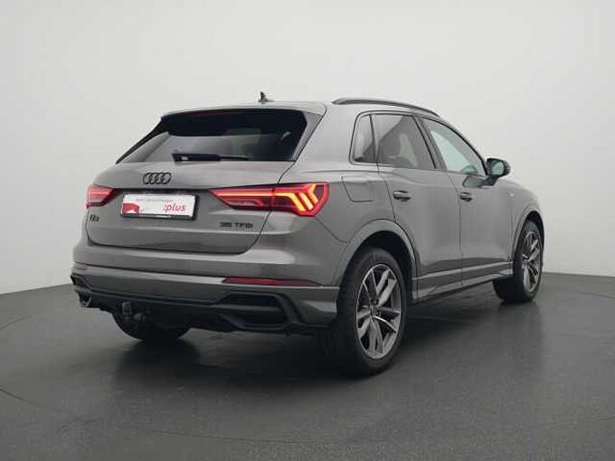 Audi Q3 S line STRON LED SHZ PDC APP CONNECT NAVI