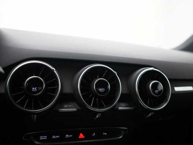 Audi TTS Coupe STRON NAVI RAUTE VIRT LEDER B&O KAM