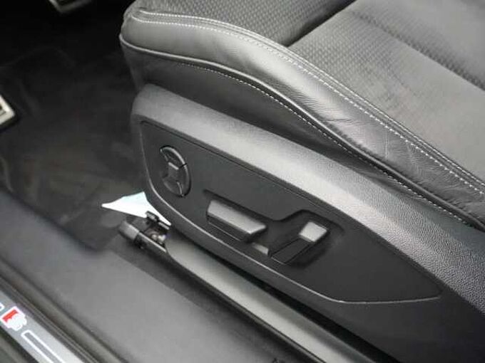 Audi Q3 S line STRON PANO NAVI VIRT ACC KAM AHK APP