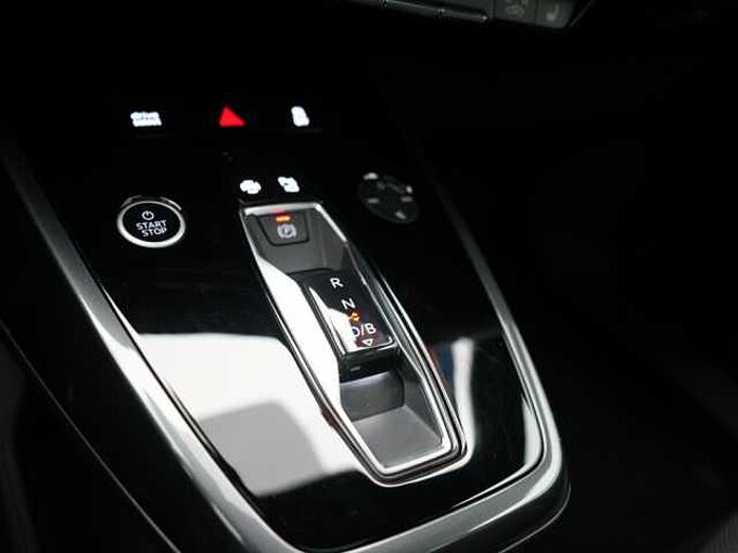 Audi Q4 Sportback S line PANO NAVI LEDER MATRIX AHK