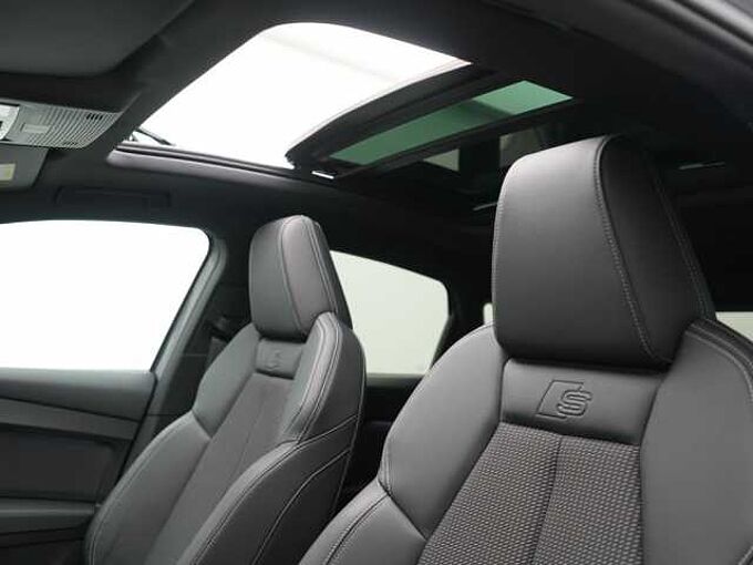 Audi Q4 Sportback S line PANO NAVI LEDER MATRIX AHK