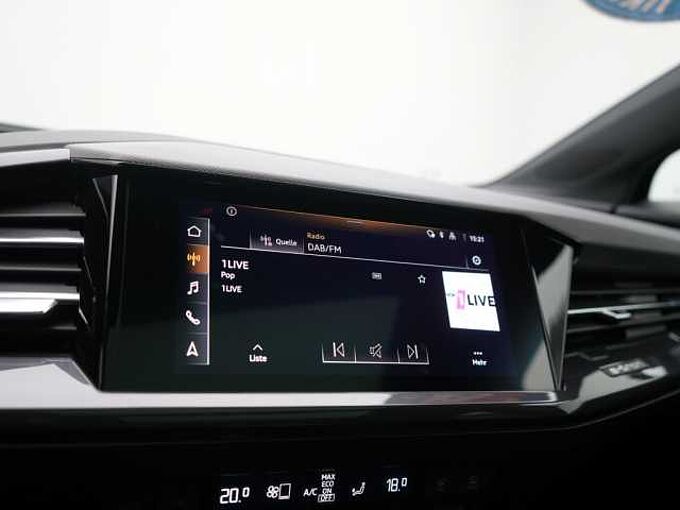 Audi Q4 Sportback S line PANO NAVI LEDER MATRIX AHK