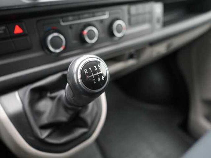 Volkswagen T6 Kasten TDI LR FLÜGELTÜREN PDC NAVI APP