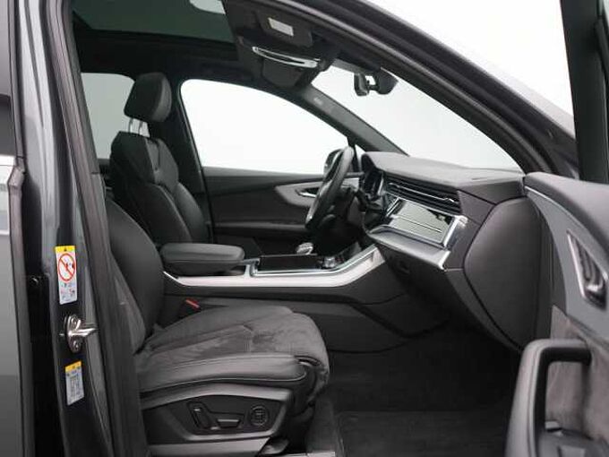 Audi Q7 S line ACC B&O VIRT AHK NAVI PANO LUFT KAM