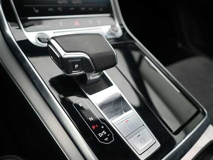 Audi Q7 S line ACC B&O VIRT AHK NAVI PANO LUFT KAM