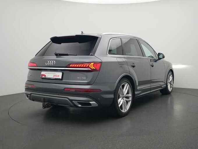 Audi Q7 S line ACC B&O VIRT AHK NAVI PANO LUFT KAM