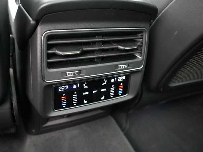 Audi Q7 quattro S line ACC AHK NAVI B&O PANO LEDER