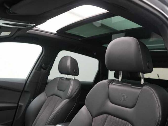 Audi Q7 quattro S line ACC AHK NAVI B&O PANO LEDER