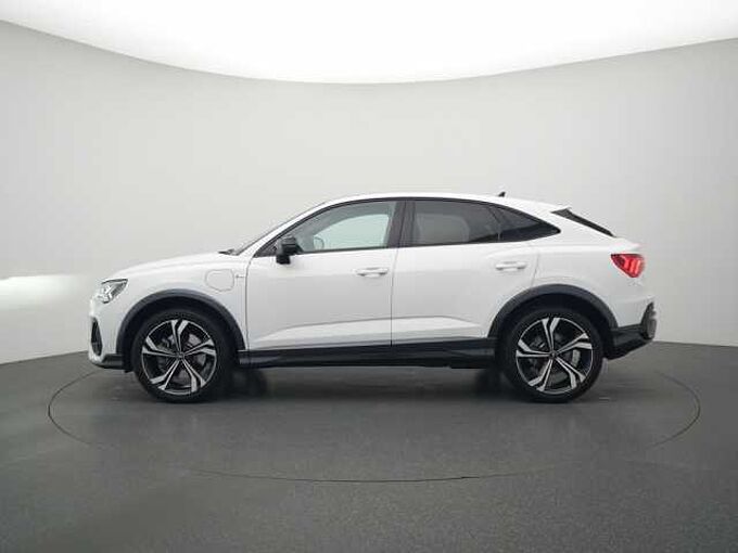 Audi Q3 Sportback e S line STRON PANO MATRIX B&O ACC