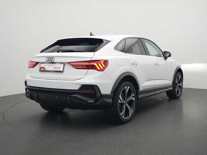 Audi Q3 Sportback e S line STRON PANO MATRIX B&O ACC