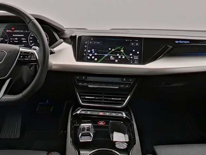 Audi e-tron RS GT ALLRADLENKUNG DESIGN PAKET RS