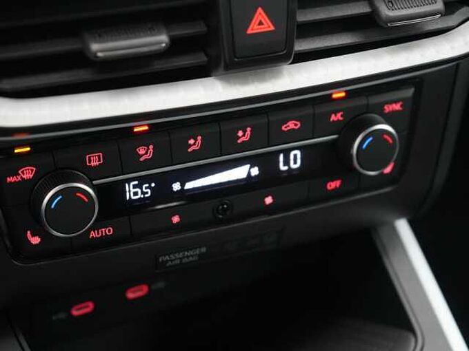 SEAT Arona Style NAVI VIRT CARPLAY KEYLESS ACC KAM