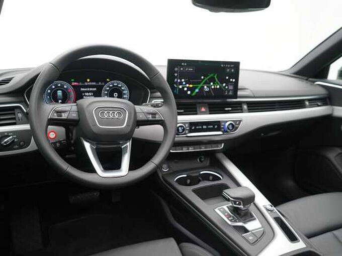 Audi A4 Avant S line ACC NAVI LEDER PANO KAM