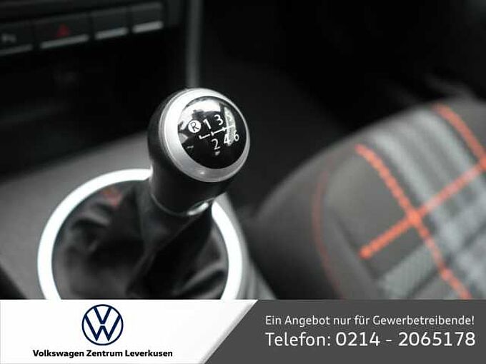 Volkswagen Beetle Cabriolet 1.2 Club NAVI SHZ XENON PDC APP