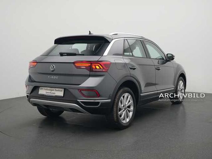 Volkswagen T-Roc Life NAVI LED CARPLAY PDC SHZ VIRT