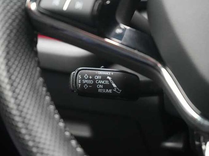 SKODA OCTAVIA Ocatvia Combi RS MEMORY HUD LED VIRT ACC NAVI