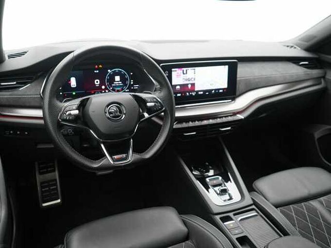 SKODA OCTAVIA Combi RS DSG ACC NAVI KAM CARPLAY MEMORY