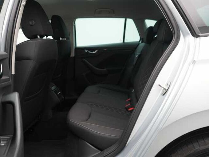 SKODA SCALA Tour DSG AHK ACC CARPLAY LED SHZ VIRT PDC