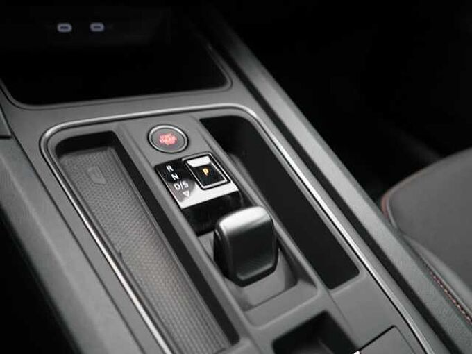 CUPRA Formentor DSG CARPLAY LED ACC KAM SHZ PDC