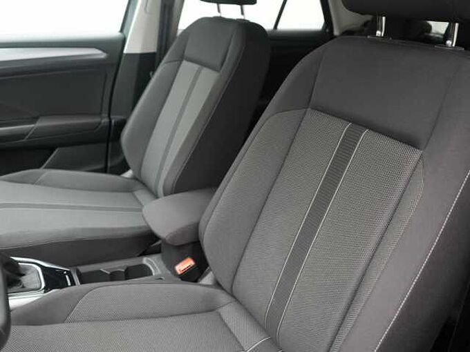 Volkswagen T-Roc Life NAVI VIRT LED CARPLAY SHZ PDC LED