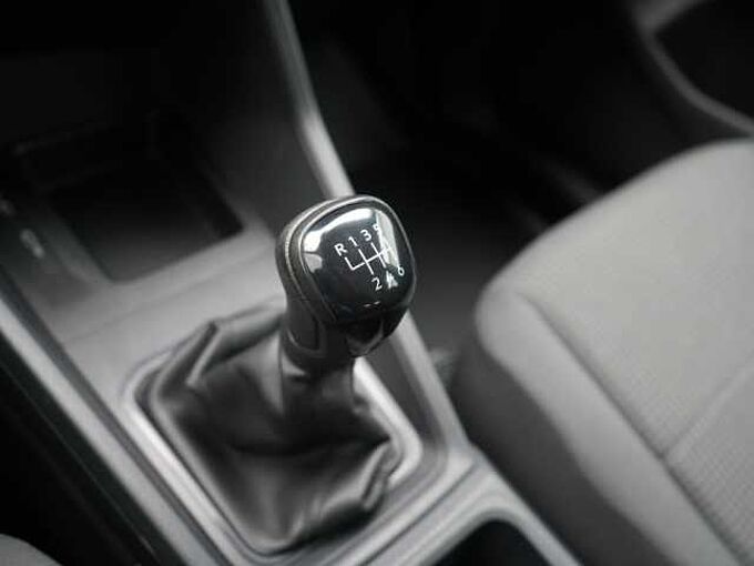 Volkswagen Caddy 4MOTION AHK CARPLAY KLIMA