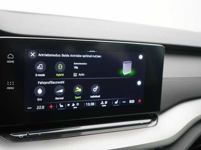 SKODA OCTAVIA Combi iV DSG CARPLAY SHZ PDC LED