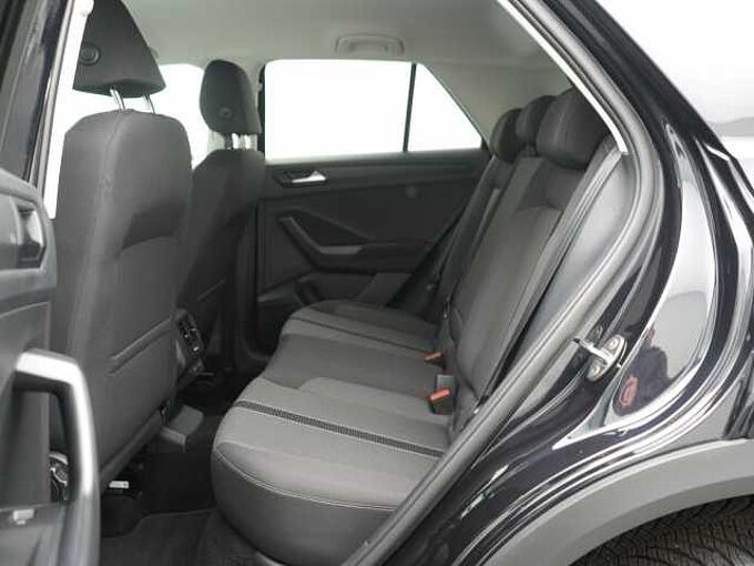 Volkswagen T-Roc Life NAVI VIRT CARPLAY SHZ PDC LED