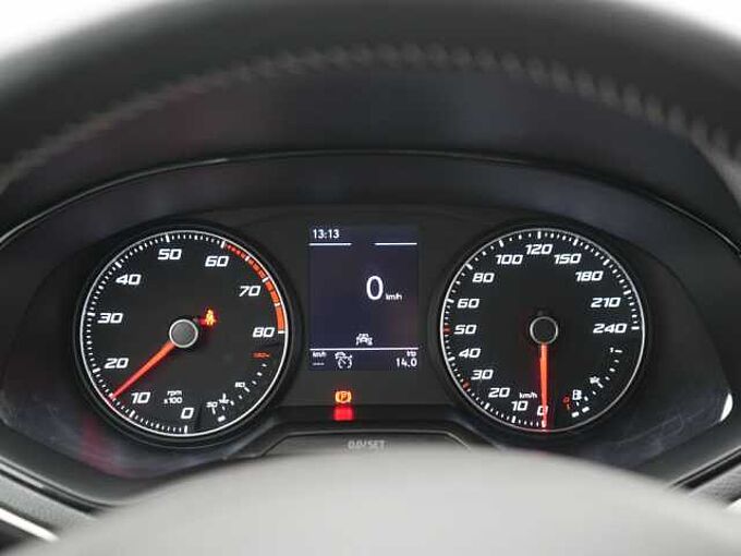 SEAT Arona 1.0 Xcellence KLIMA PDC SHZ KAMERA ACC