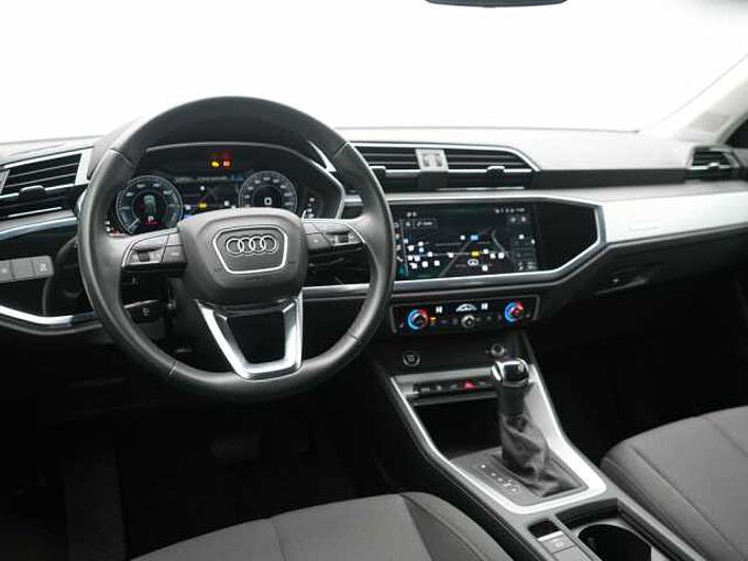 Audi Q3 Sportback 45 e S line S-TRON NAVI VIRT SHZ