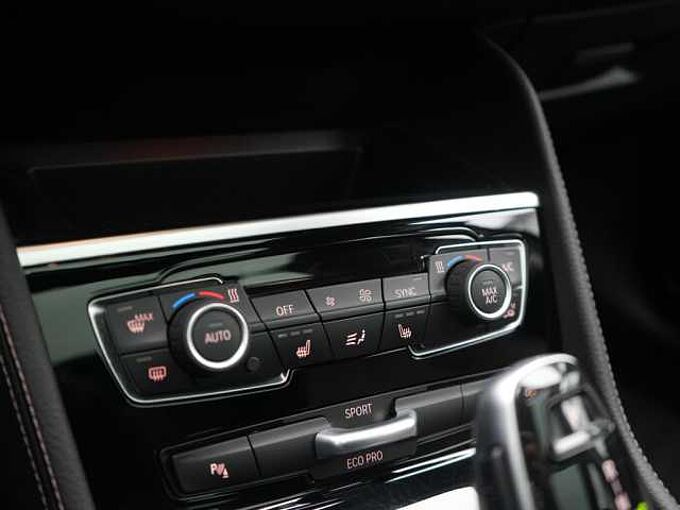 BMW 220 Active Tourer STEPTRON AHK NAVI PANO LEDER