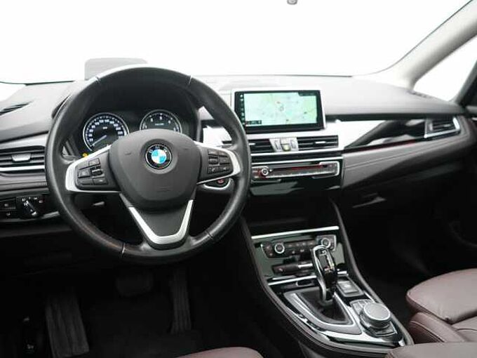 BMW 220 Active Tourer STEPTRON AHK NAVI PANO LEDER
