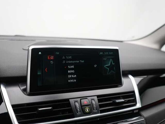 BMW 220 Active Tourer STEPTRON AHK NAVI PANO LEDER