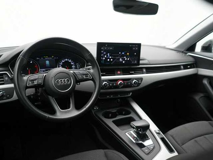 Audi A4 Avant S TRON AHK NAVI APP LED SHZ PDC