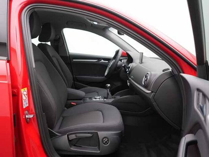 Audi A3 Sportback 30 NAVI XENON SHZ PDC