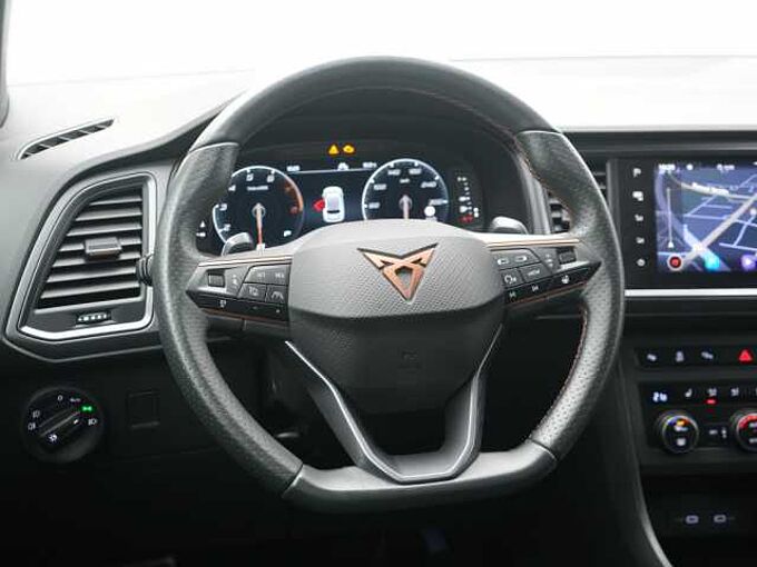 CUPRA Ateca 4Drive DSG NAVI ACC KAM SHZ