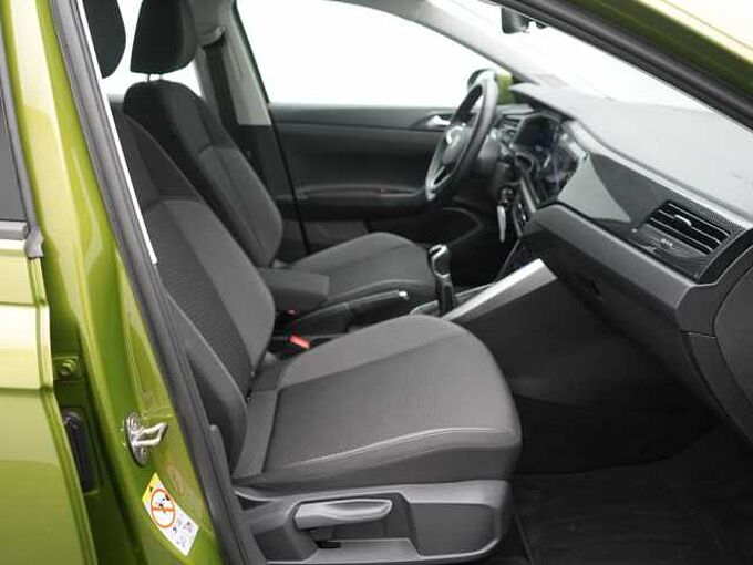 Volkswagen Taigo Life PDC MATRIX VIRT NAVI SHZ CARPLAY